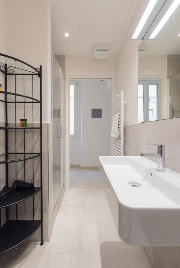 Appartamento Mudiva -Train Station Modern 1 Bdr Flat 1St Floor Firenze Esterno foto